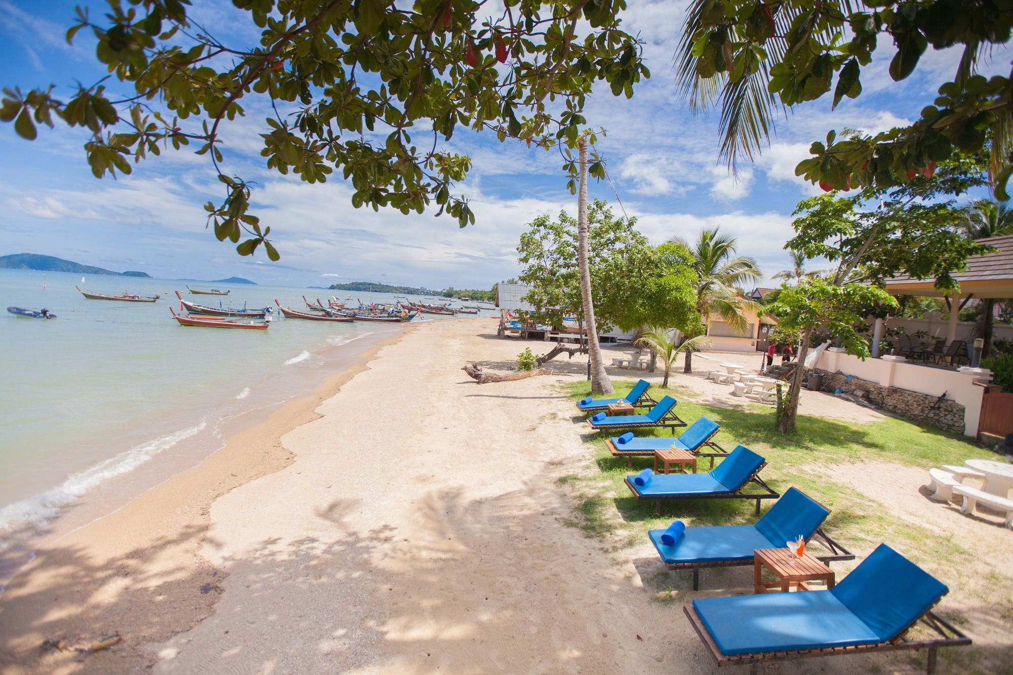Chalong Beach Hotel Phuket Rawai Екстер'єр фото