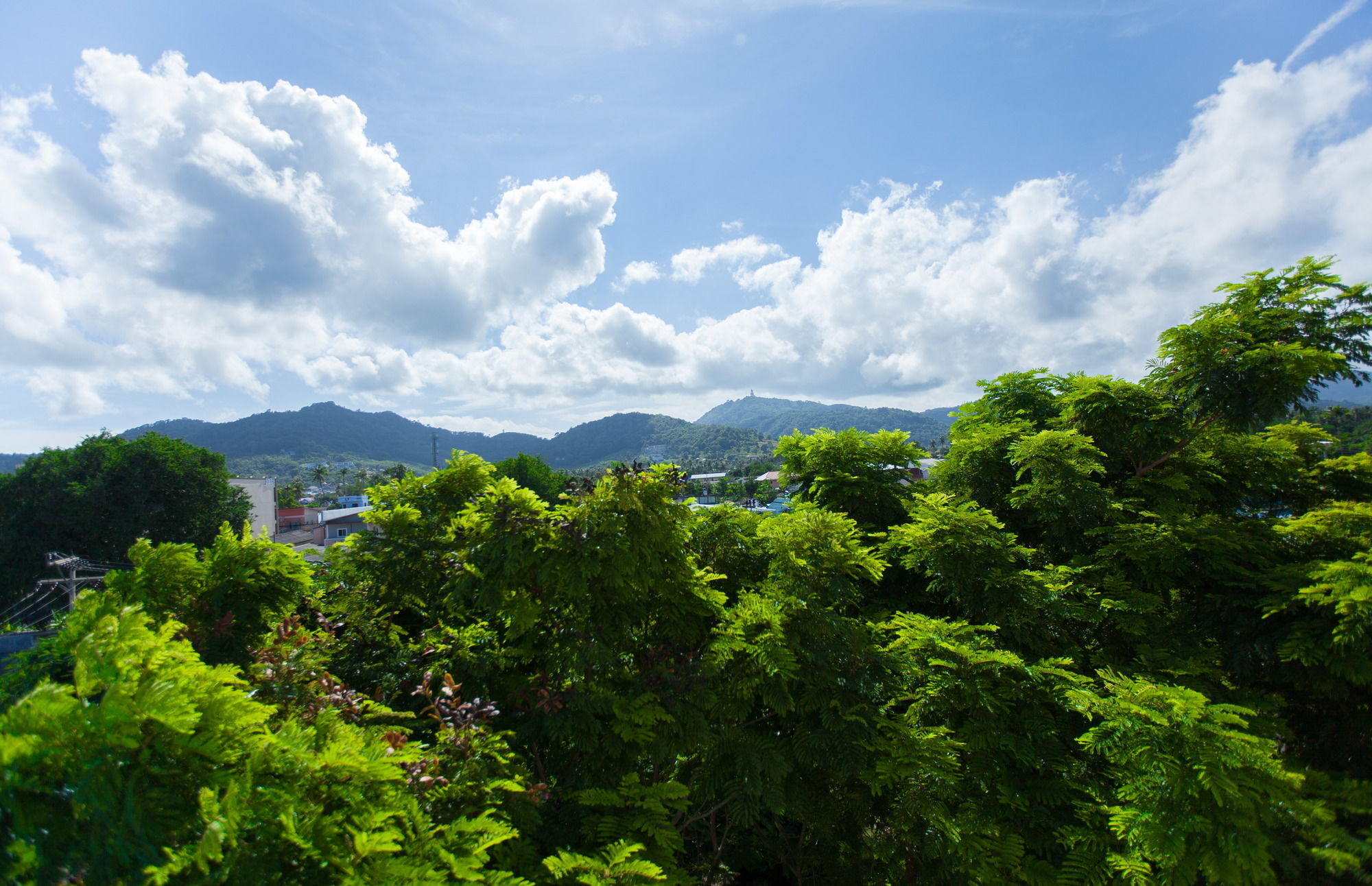 Chalong Beach Hotel Phuket Rawai Екстер'єр фото